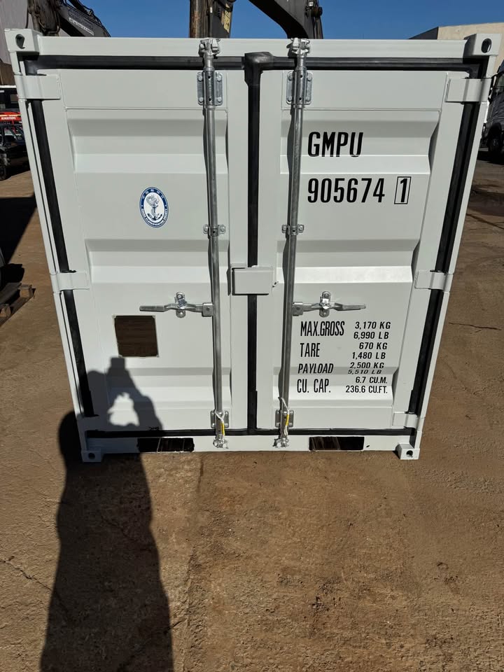 7ft Shipping Container – Compact & Secure Steel Storage - Image 4