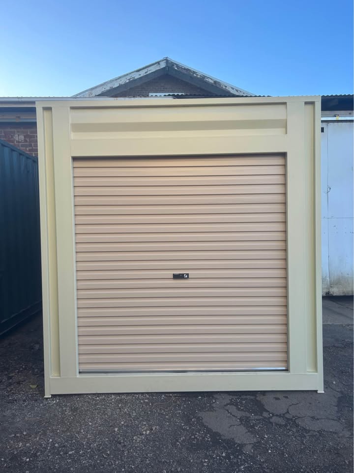 10ft Standard Height Shipping Container with Roller Door – Compact, Secure & Easy-Access Storage - Image 2